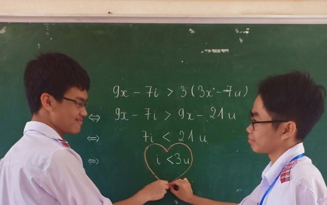 Đằng sau những công thức toán phức tạp hóa ra là một bất phương trình đáng yêu như thế này đây Ảnh 2