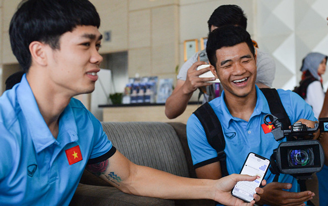 Hoá ra ngoài iPhone 6, Công Phượng cũng dùng iPhone X như ai Ảnh 2