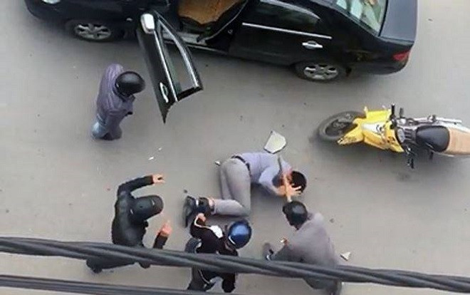 Mâu thuẫn làm ăn, người phụ nữ nhờ người yêu thuê côn đồ truy sát bạn trai cũ Ảnh 2