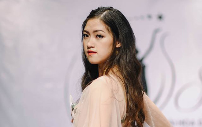 Ngoài hot girl 'Nóng cùng World Cup' Trâm Anh, gái học Dược còn nhiều người xinh hơn thế nữa kia! Ảnh 2