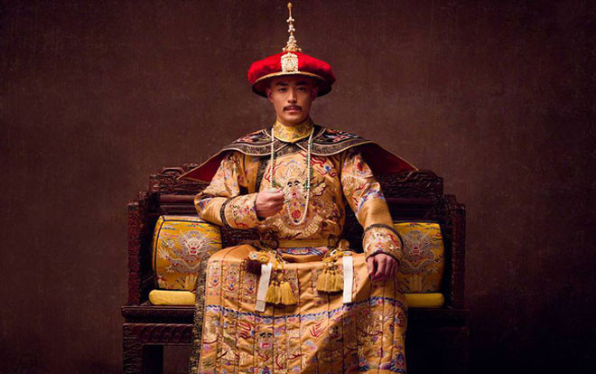 Đừng tưởng làm vua mà sướng, Hoàng đế nhà Thanh phải dậy từ 5 giờ sáng, 'ân ái' cũng có người giám sát Ảnh 2