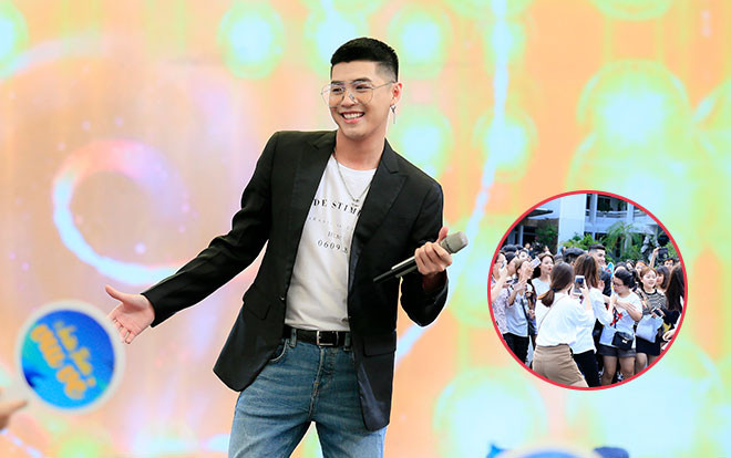 Clip: Fan Hà Nội lao ầm ầm bao vây Noo Phước Thịnh 'không một kẽ hở' Ảnh 2