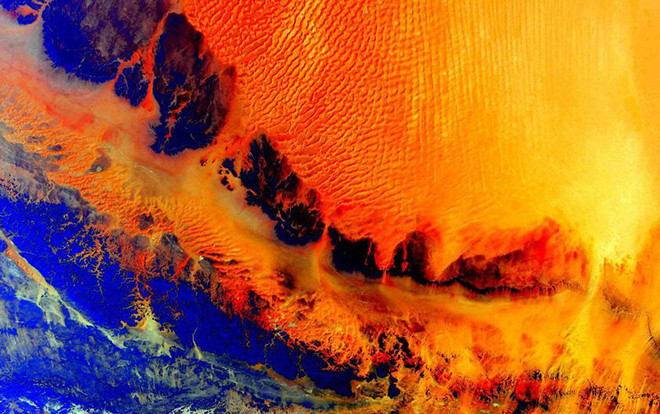 Trái đất đẹp không thể tin nổi dưới góc nhìn của phi hành gia trong gần một năm ngoài vũ trụ Ảnh 2