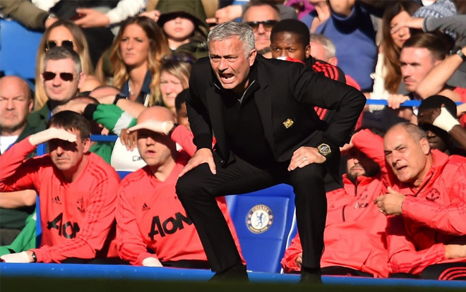 Mourinho nổi giận, quyết truy tìm 'gián điệp' ở Man Utd Ảnh 2