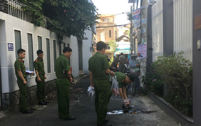 Đứng chơi ở sân nhà, bé gái lớp 2 bị nam sinh chém nhiều nhát nguy kịch Ảnh 2