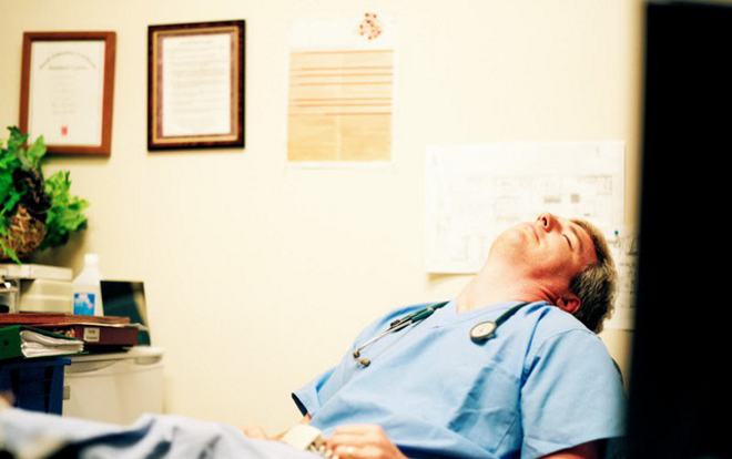 Shark Hưng: 'Stress là do bản thân mình tạo ra, đó là tâm bệnh. Tại sao bị sếp mắng vài câu lại stress ngay lập tức?' Ảnh 2