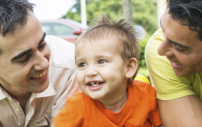 Cuộc sống gia đình của các cặp vợ chồng LGBT có gì đặc biệt? Ảnh 2