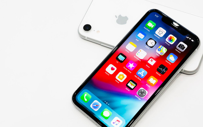 Là máy giá rẻ nhưng iPhone Xr vỡ màn hình cũng tốn tiền khủng để thay Ảnh 2