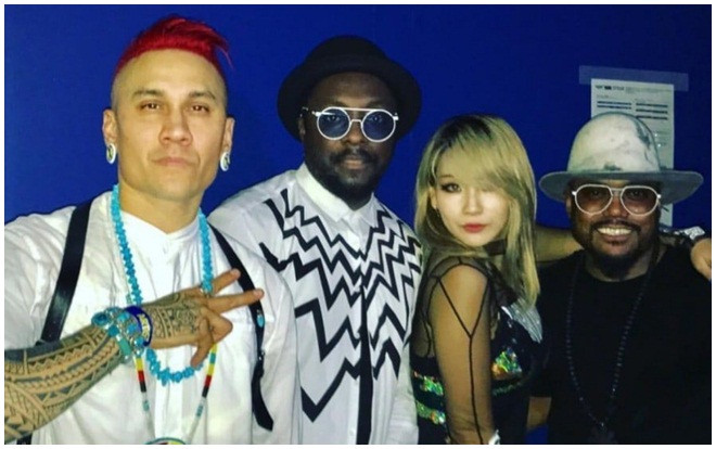 Rời bỏ YG còn quan trọng không: CL vừa xuất hiện trong list nghệ sĩ kết hợp album mới của The Black Eyed Peas! Ảnh 2