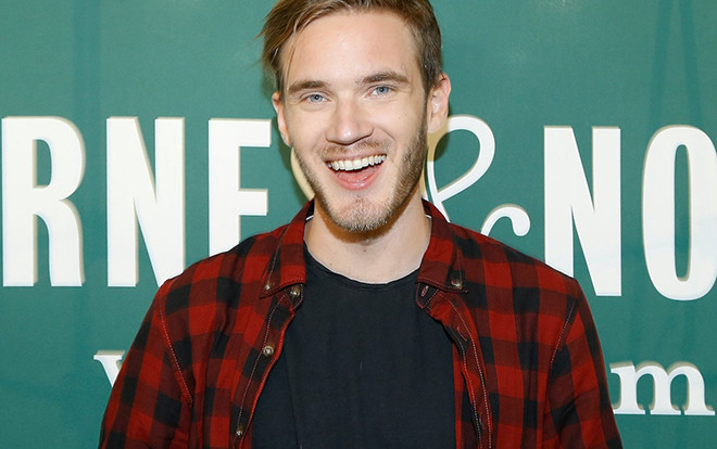 'Ông hoàng' YouTube PewDiePie sắp bị hạ bệ và kênh YouTube làm được điều này khiến ai nấy đều bất ngờ Ảnh 2