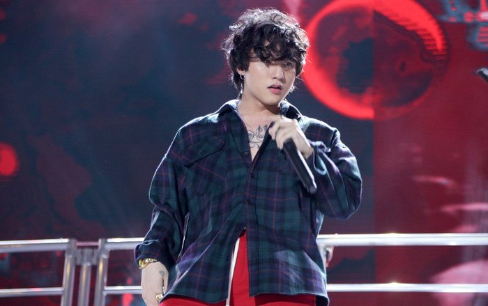 10 người nổi tiếng có ảnh hưởng nhất MXH Việt Nam: Sơn Tùng M-TP phải 'hít khói' một gương mặt mới toanh! Ảnh 2