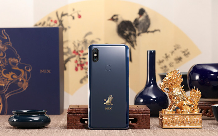 Cận cảnh Xiaomi Mi Mix 3 vừa ra mắt: Thiết kế siêu đẹp với màn hình tràn viền lên đến 93,4%! Ảnh 2