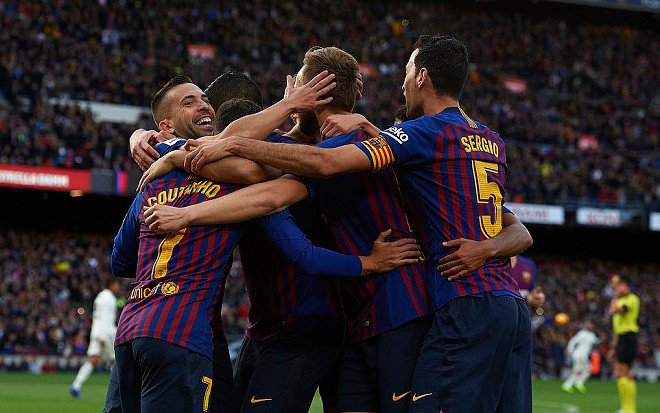 Không còn Ronaldo, Real Mardid thảm bại trước Barca bằng tỉ số không tưởng Ảnh 2