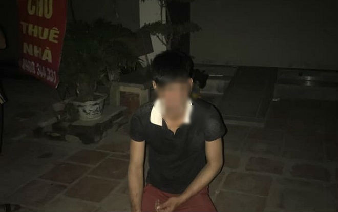 Thông tin bất ngờ vụ nam thanh niên quỳ gối khi bị nghi ngờ lẻn vào nhà cưỡng hiếp người phụ nữ 3 con Ảnh 2