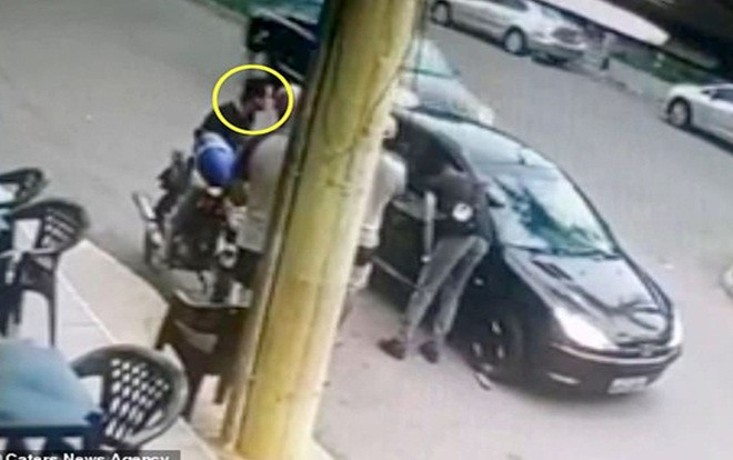 Vô tình bắn chết bạn, cảnh sát tự vẫn ngay giữa đường không chút do dự Ảnh 2