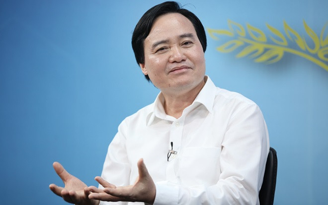 Vụ sinh viên bán dâm 4 lần bị đuổi học: Bộ trưởng Bộ GD&ĐT Phùng Xuân Nhạ nói gì? Ảnh 2