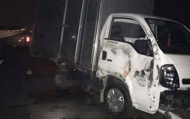 Ô tô Mazda nát vụn sau tai nạn kinh hoàng trên cao tốc Hải Phòng - Quảng Ninh, 2 người tử vong Ảnh 2