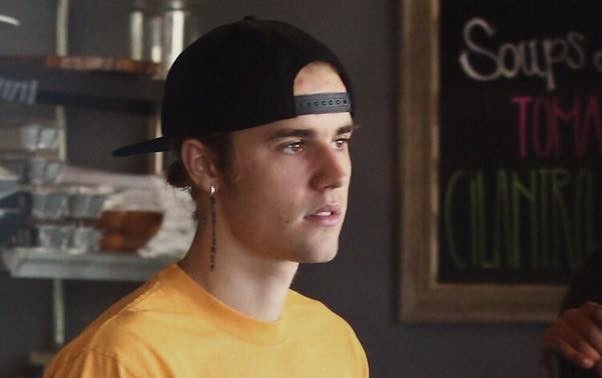 Justin Bieber đã xuống tóc và siêu điển trai rồi: Ra nhạc mới cho cuối năm đi thôi! Ảnh 2