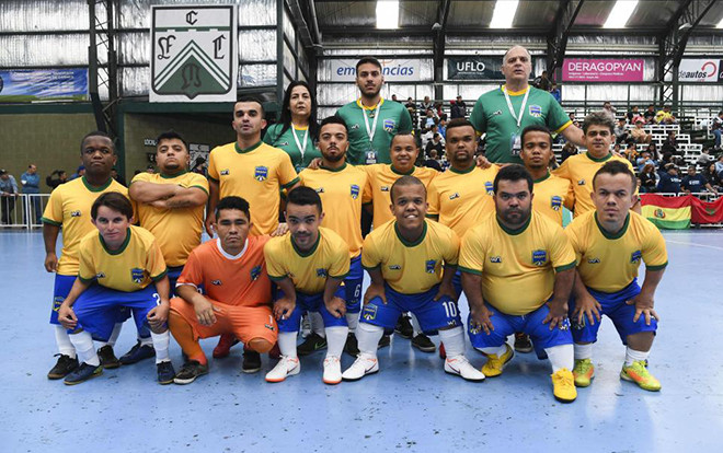 Điều đặc biệt về giải bóng đá người lùn do Messi bỏ tiền túi tài trợ Ảnh 2