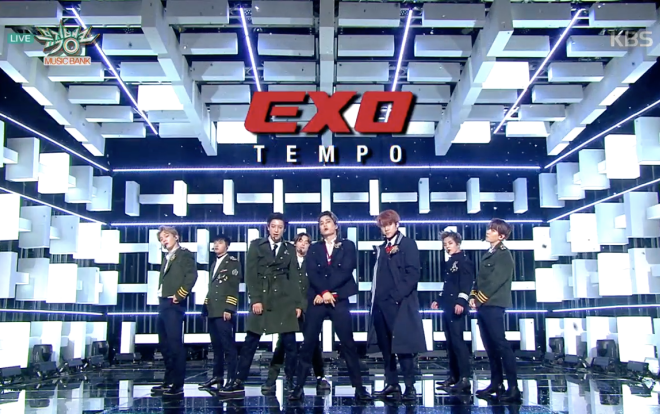 Đẳng cấp EXO: Sân khấu live 'Tempo' vượt 1 triệu lượt xem trong-nháy-mắt Ảnh 2