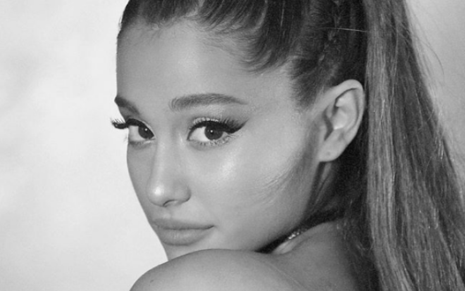 'Thank You, Next' chính thức ra mắt: 1 single nhắm thẳng vào hội người yêu cũ từ Ariana Grande? Ảnh 2