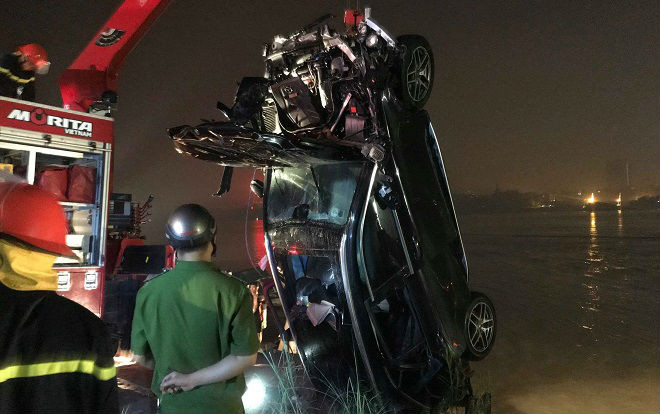 Xác định nữ chủ xe 29 tuổi tử vong trong vụ xe Mercedes lao xuống sông Hồng Ảnh 2