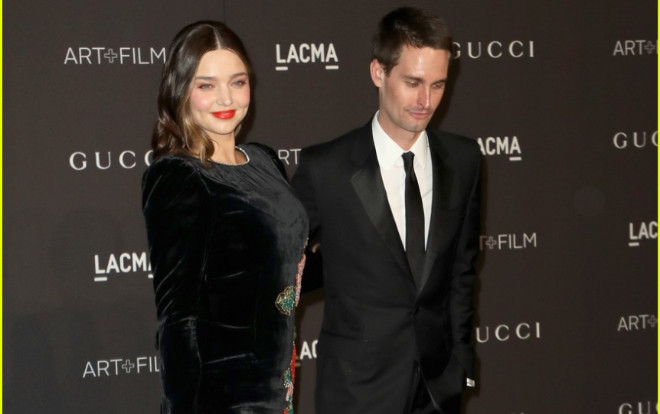 Cựu thiên thần Victoria's Secret Miranda Kerr lộ thân hình tăng cân nhưng vẫn xinh đẹp lộng lẫy Ảnh 2