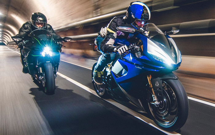 Tại sao đèn xe motor phân khối lớn chỉ sáng có một bên, lý do sẽ khiến bạn vô cùng ngạc nhiên Ảnh 2