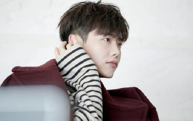 Shock: Lee Jong Suk đang bị ‘giam giữ’  tại Jakarta (Indonesia)? Ảnh 2