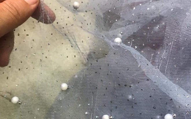 Háo hức mua hàng giảm giá nhân dịp shop tri ân khách hàng, cô nàng té ngửa nhận về mớ giẻ lau đắt đỏ Ảnh 2