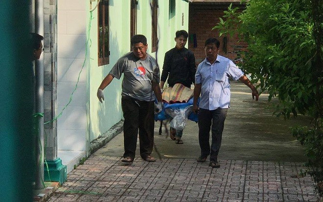 Vào nhà nghỉ ‘tâm sự’ với gái đã có chồng, người đàn ông bị đâm tử vong ở Sài Gòn Ảnh 2