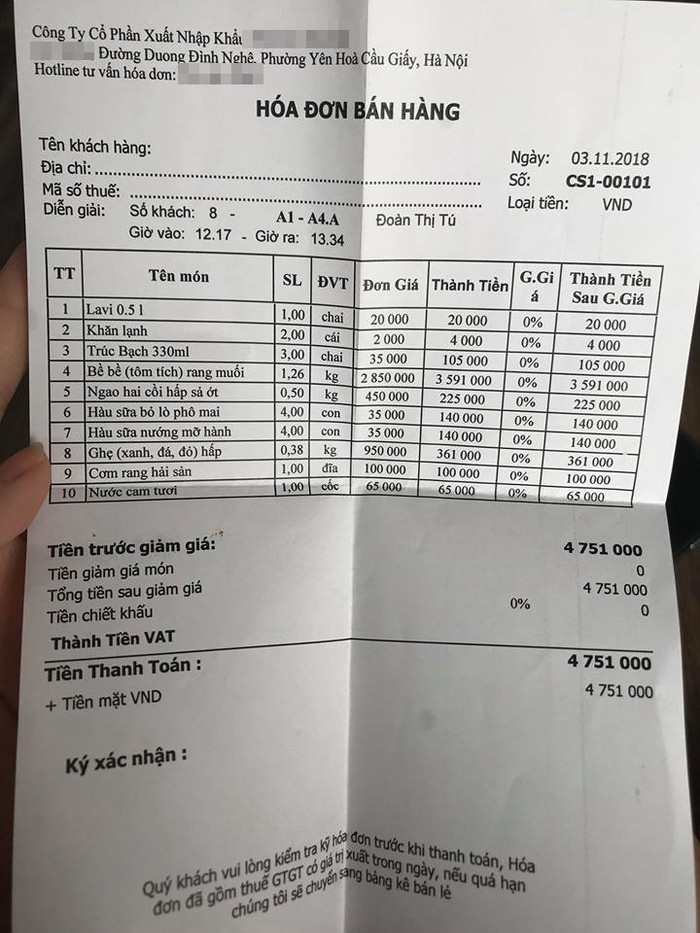 Đi ăn hải sản ở Hà Nội, cặp vợ chồng trẻ chóng mặt khi biết 3,5 triệu/4 con bề bề Ảnh 2