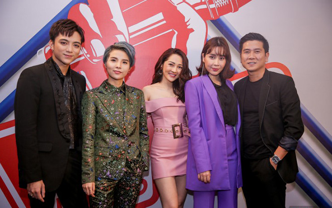 Hai tập phát sóng vòng Đối đầu - Giọng hát Việt Nhí: HLV và thí sinh… biến hóa khôn lường! Ảnh 2