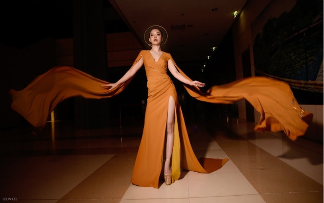 Hoàng Hải Thu hóa ‘nữ thần mặt trời’ làm vedette quyến rũ trên sàn catwalk Ảnh 2