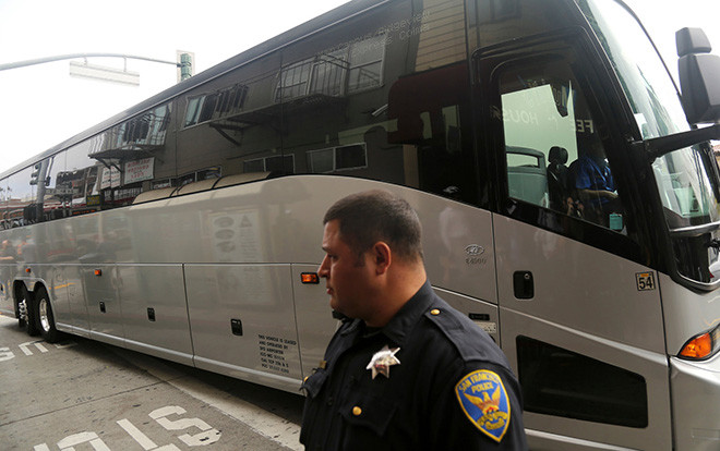 Xe buýt Google đâm chết nhân viên ngay bên ngoài trụ sở Googleplex Ảnh 2