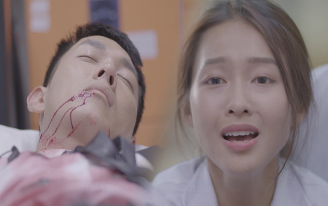 'Hậu duệ mặt trời' tập 37-42: Song Luân bị thương nặng, hôn mê bất tỉnh đem đến trước mặt Khả Ngân Ảnh 2