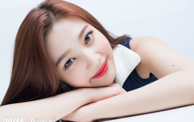 Những ngôi sao Hàn nức tiếng xinh đẹp nhưng lại 'mắt bồ câu con đậu, con bay' Ảnh 2