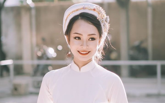 Từng 'lác mắt' vì cuộc thi 'Miss nam sinh' nhưng bạn có biết con gái trường ĐH Kiến trúc Đà Nẵng đẹp cỡ nào? Ảnh 2