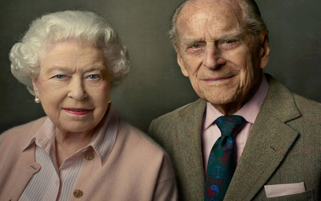 Là vợ chồng hơn 7 thập kỷ, vì sao Nữ hoàng Elizabeth và Hoàng thân Philip ngủ phòng riêng? Ảnh 2