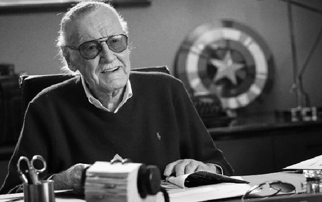 Huyền thoại của Marvel- ‘Ông trùm’ Stan Lee đã qua đời ở tuổi 95 Ảnh 2