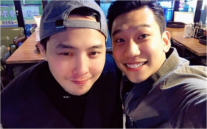 Vắng bóng một thời gian, G-Dragon trở lại với hình ảnh 'mặt mâm' khiến fan cưng hết nấc Ảnh 2