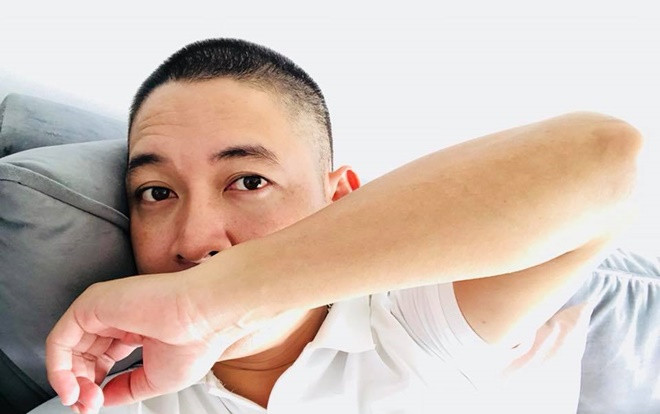 Thành Đạt cầu khấn khắp nơi mong Hải Băng khỏe mạnh khi mang thai lần 3 quá nguy hiểm Ảnh 2