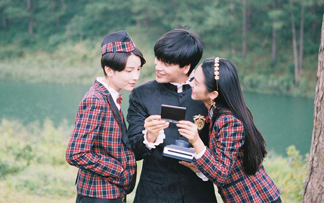 MV 'Màu Nước Mắt' đậm chất bách hợp gây sốt cộng đồng mạng Ảnh 2