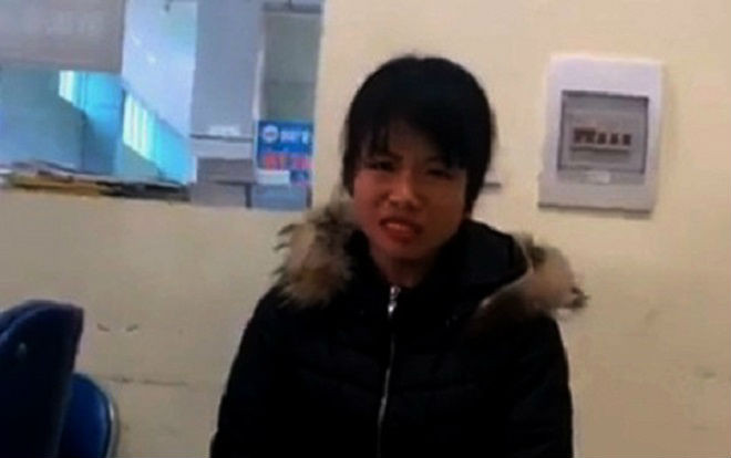 Nhận lời bán chiếc iPhone 6 cho 3 người, nữ quái lấy gạch đá bọc thành gói hàng rồi chuyển giao cho khách Ảnh 2