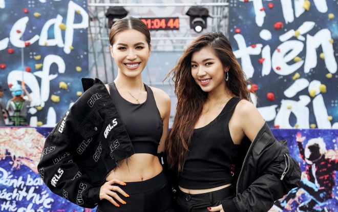 Minh Tú 'bánh bèo' xuất thần vòi quà Đồng Ánh Quỳnh: Fan lại có dịp 'đẩy thuyền ra khơi' Ảnh 2