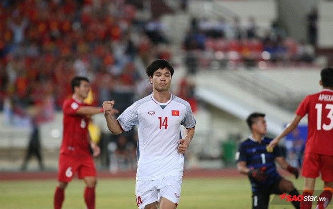 Đội hình tiêu biểu AFF Cup 2018: Vinh danh Công Phượng! Ảnh 2
