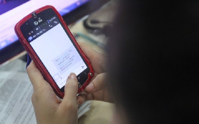 Bức xúc người yêu của bạn thân nhắn tin thổ lộ 'yêu từ cái nhìn đầu tiên', cô nàng đăng đàn hỏi đáp sao cho ngầu Ảnh 2