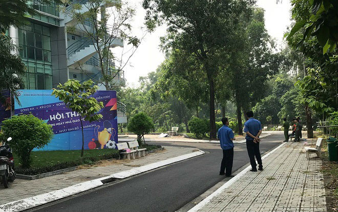 Nam sinh viên tử vong nghi do rơi từ tầng cao trong trường Đại học xuống đất Ảnh 2