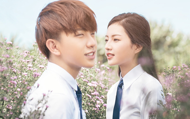 Câu chuyện thanh xuân vườn trường và cánh đồng hoa thạch thảo mới mẻ giữa làng phim Việt Nam mùa cuối năm Ảnh 2