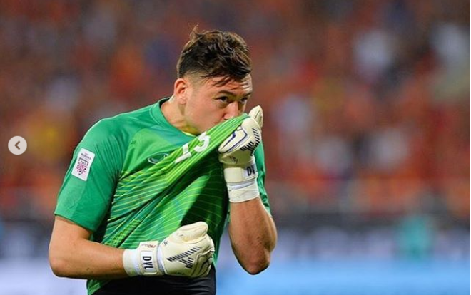 Hạ Malaysia, Đặng Văn Lâm, Quế Ngọc Hải, Đình Trọng 'rủ nhau'… câu like Ảnh 2